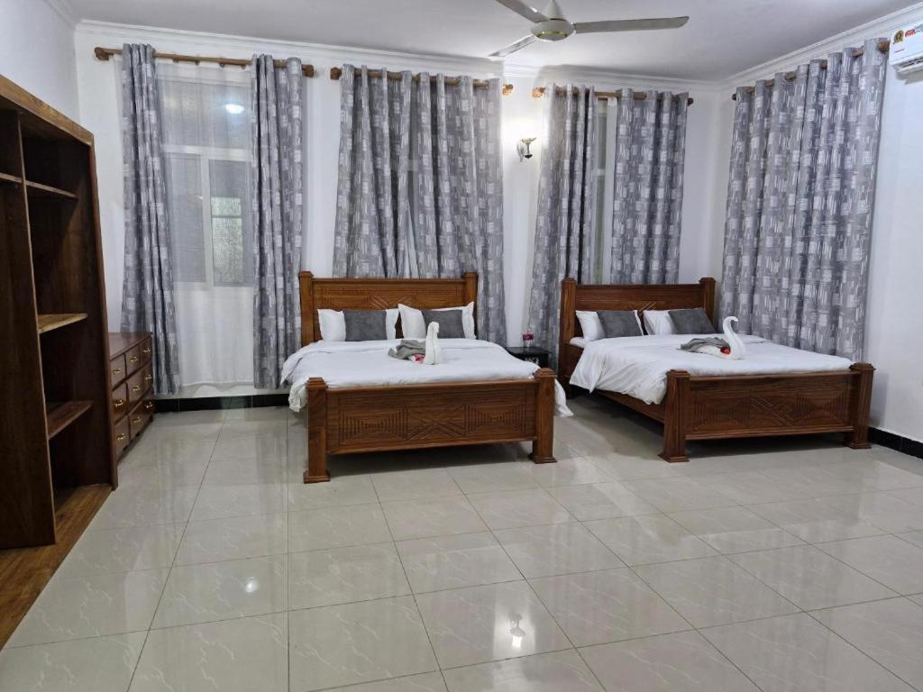64 Zenj House Luxury Airport B&B Mbweni Exterior photo
