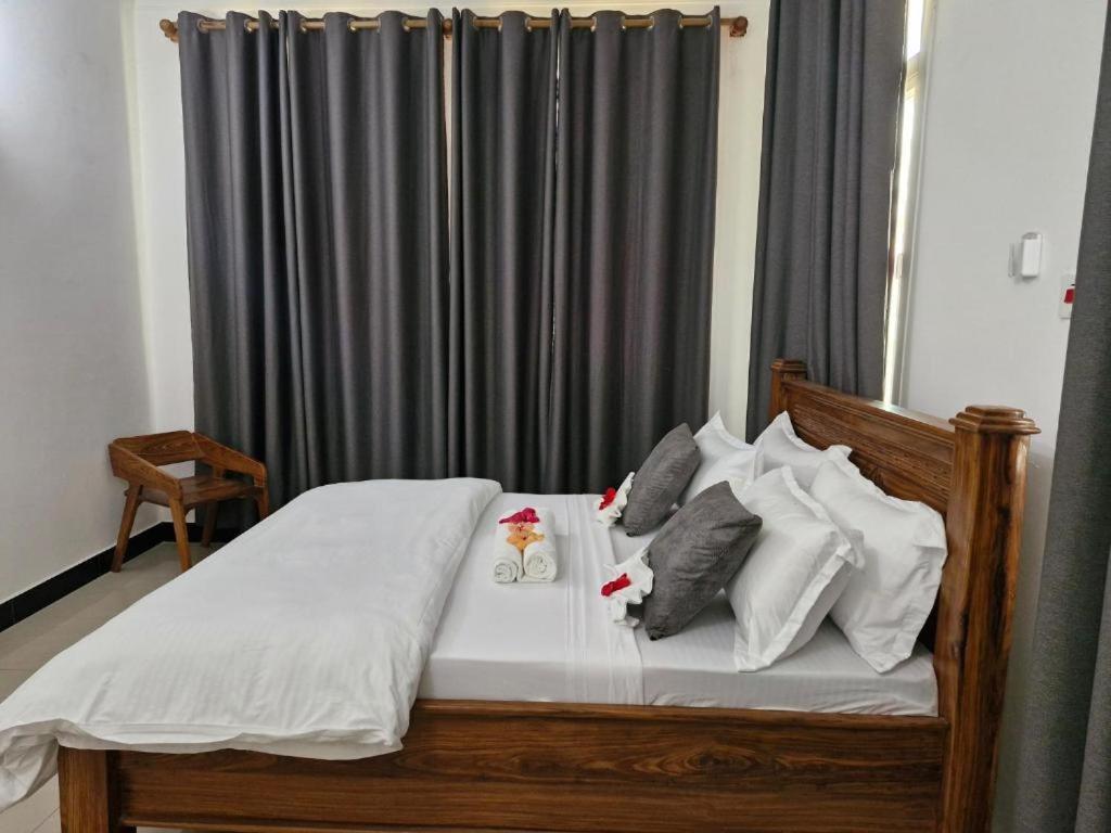 64 Zenj House Luxury Airport B&B Mbweni Exterior photo