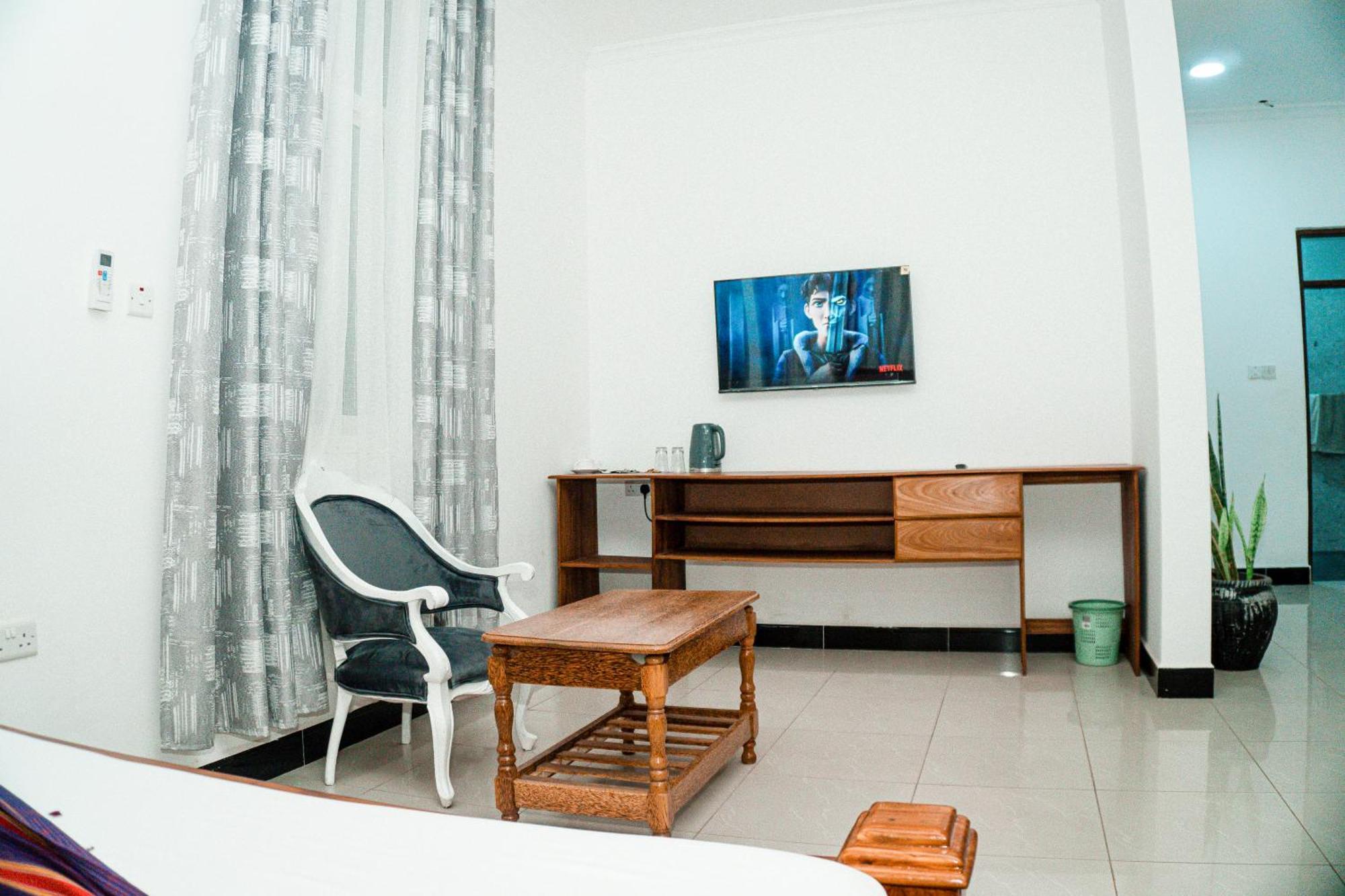 64 Zenj House Luxury Airport B&B Mbweni Exterior photo