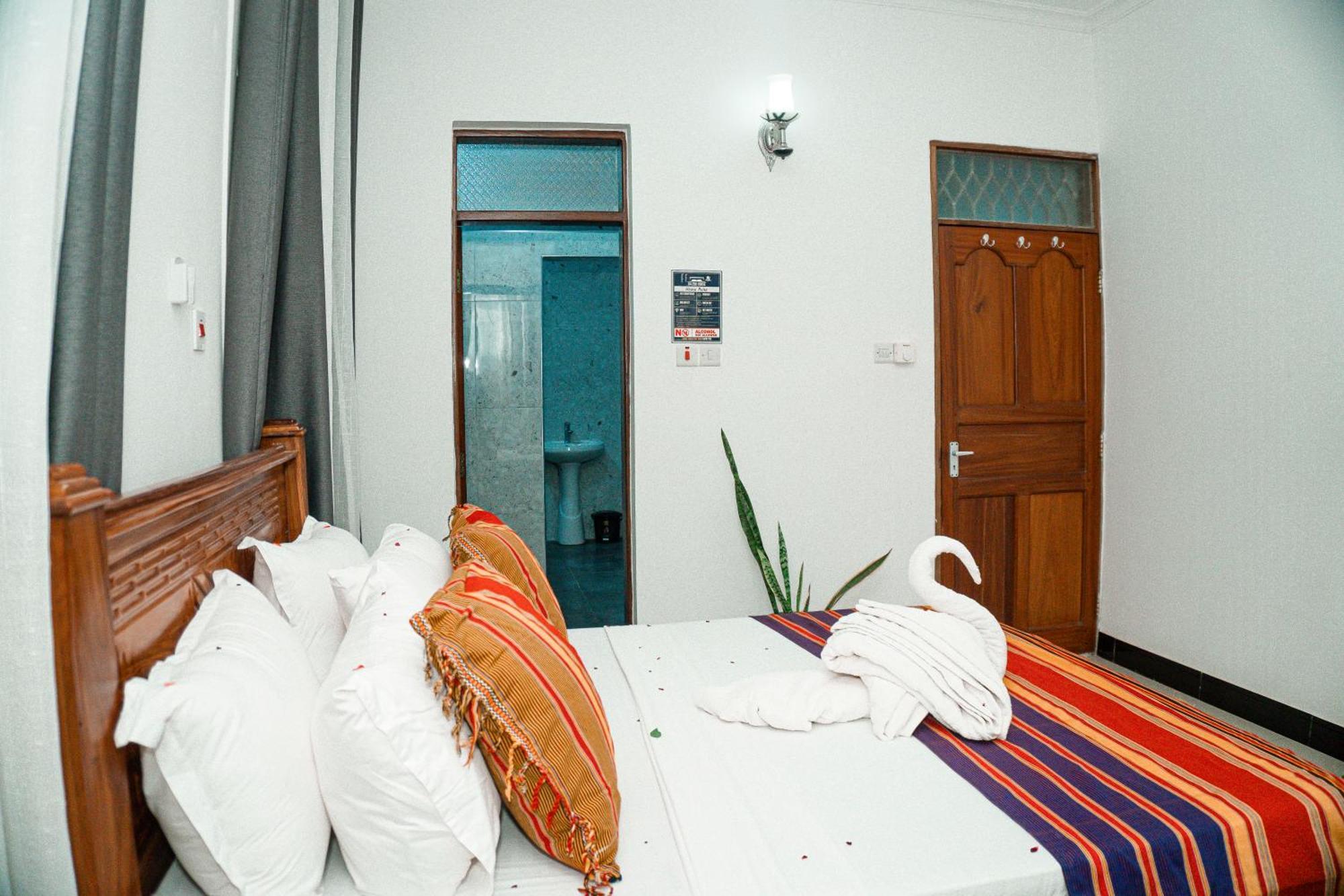 64 Zenj House Luxury Airport B&B Mbweni Exterior photo